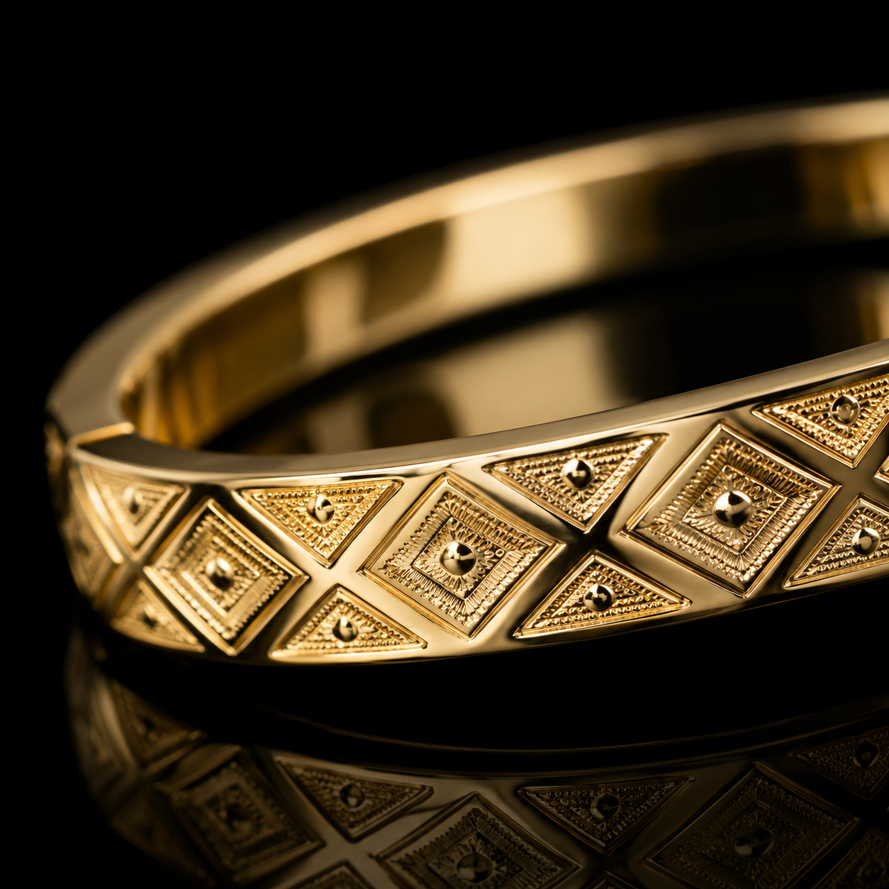✨ Luxury Gold Geometric Engraved Bangle Bracelet | Elegant Women's Fashion Jewelry