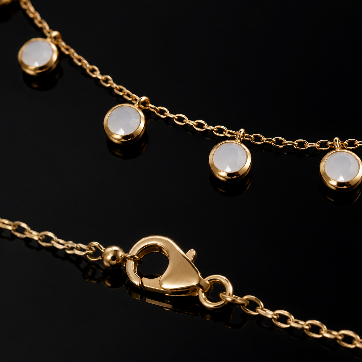 ✨ UTC Luxury White Crystal Charm Necklace ✨ | Elegant Gold-Tone Adjustable Women's Jewelry 💎