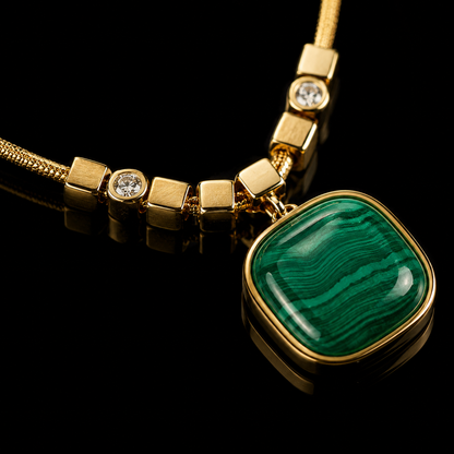 💎 UTC Luxury Emerald Green Pendant Necklace 💎