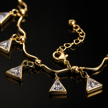 ✨ Dainty Triangle Crystal Necklace for Women | Gold Plated Adjustable Pendant Jewelry Gift 💎
