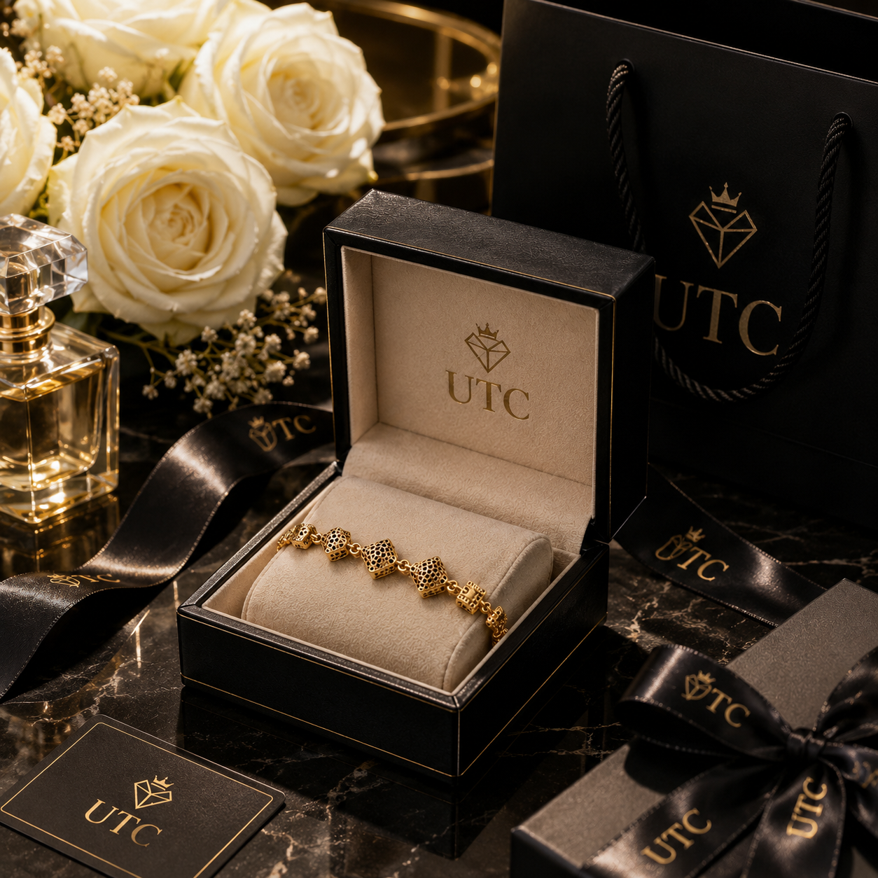 ✨ Luxury Gold Crystal Cube Chain Bracelet | Elegant Women's Fashion Jewelry